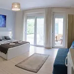 Szíriusz Apartamento Gyula