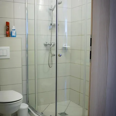 דירה Sziriusz Apartmanhaz גיולה