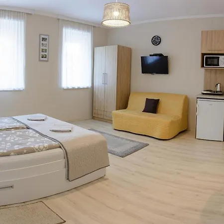 Sziriusz Apartmanhaz Gyula