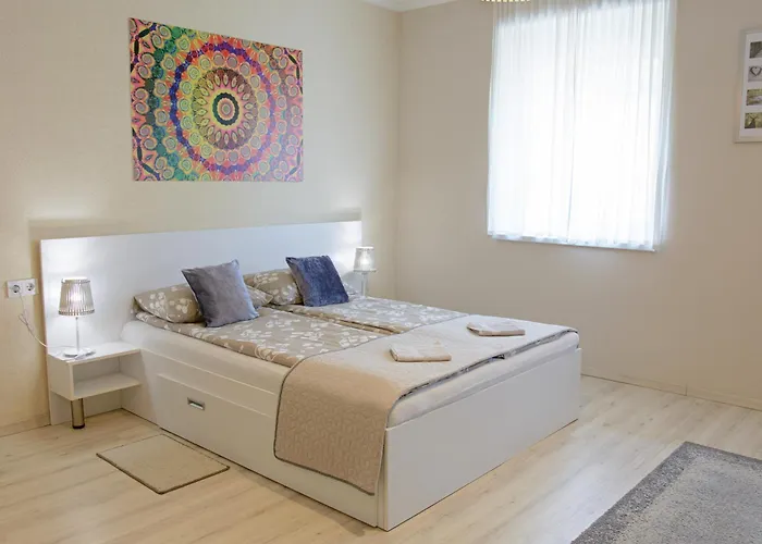 Sziriusz Apartmanhaz Apartament *