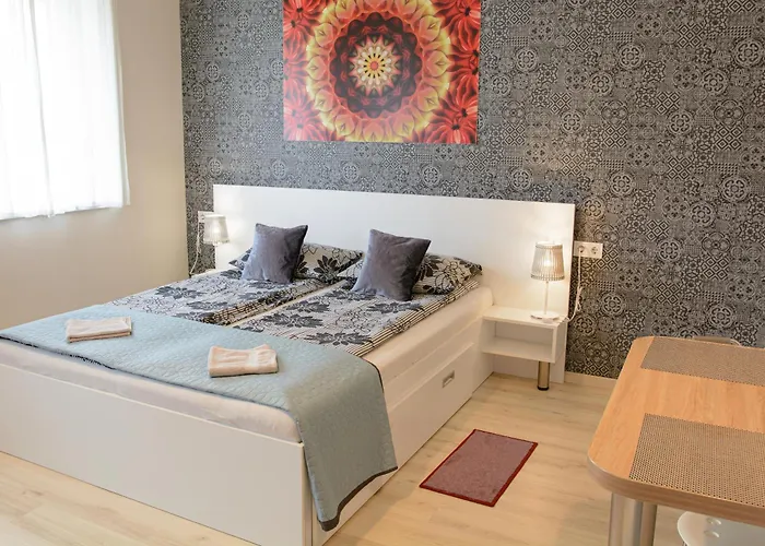 Sziriusz Apartmanhaz Apartament Gyula
